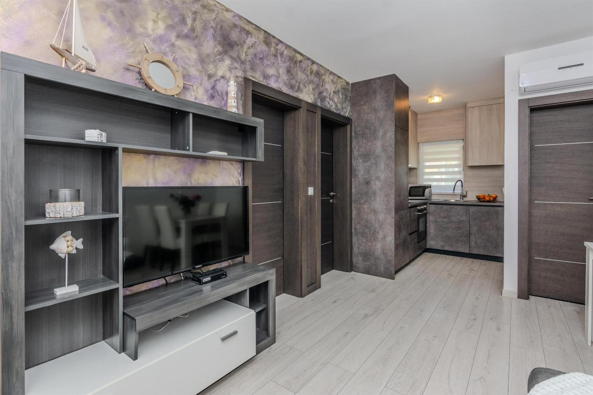 Apartments Lucica Vir Eksteriør billede