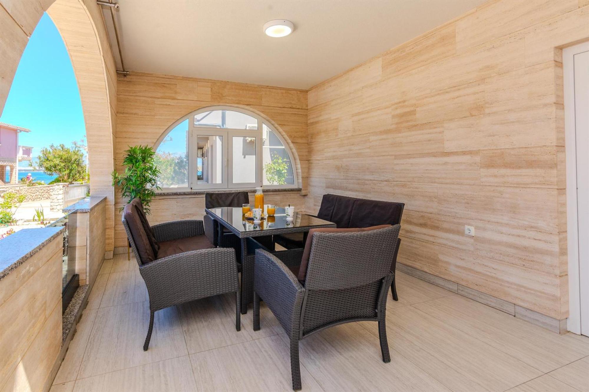 Apartments Lucica Vir Eksteriør billede